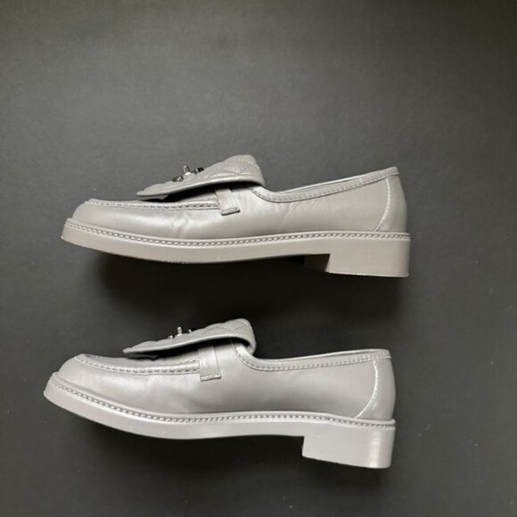 Turnlock Chanel Loafer in Grey - Picture 4 of 7